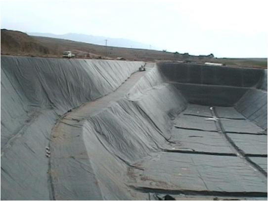 Membrane HDPE de 2 mm personnalisée pour les étangs ASTM GM Standard et film imperméable texturé 10