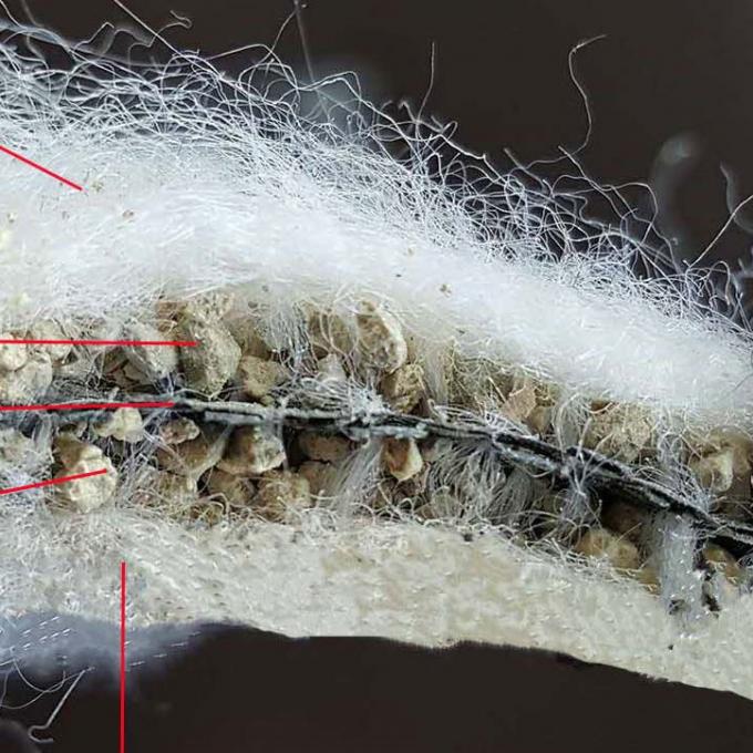 Géotextile de bentonite pour revêtement d'étang Naturel de sodium Bentonite revêtement d'argile géosynthétique 4