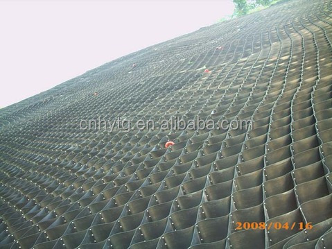 Stabilisateurs de gravier en géocellulés HDPE pour le renforcement des murs de soutènement et la protection des pentes 7