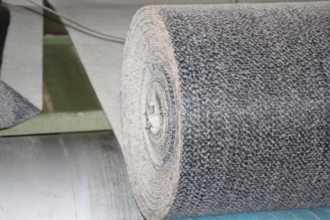 3500g-8500g/m2 tapis hydraulique de bentonite couverture imperméable pour revêtements en argile géosynthétique 8